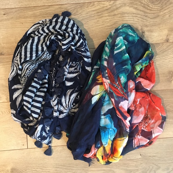tommy bahama scarf
